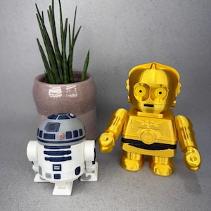 C-3PO & R2-D2 Figurines: Star Wars Droids Fan Art