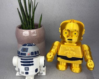 C-3PO & R2-D2 Figurines: Star Wars Droids Fan Art