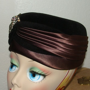 Vintage 1960 display picture 2