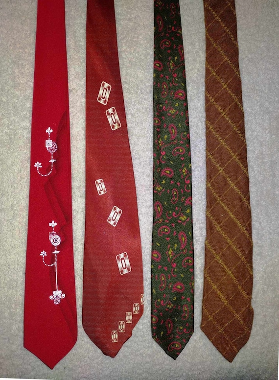 Vintage Ties Mid Century Neckties Pilgrim USA Acet