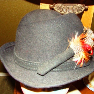 GEO W BOLLMAN Stingy Brim Porkpie Black Fedora Junior Seasons Unisex NY Doeskin Wool Felt Feather Mid Century 60&#39;s Avengers