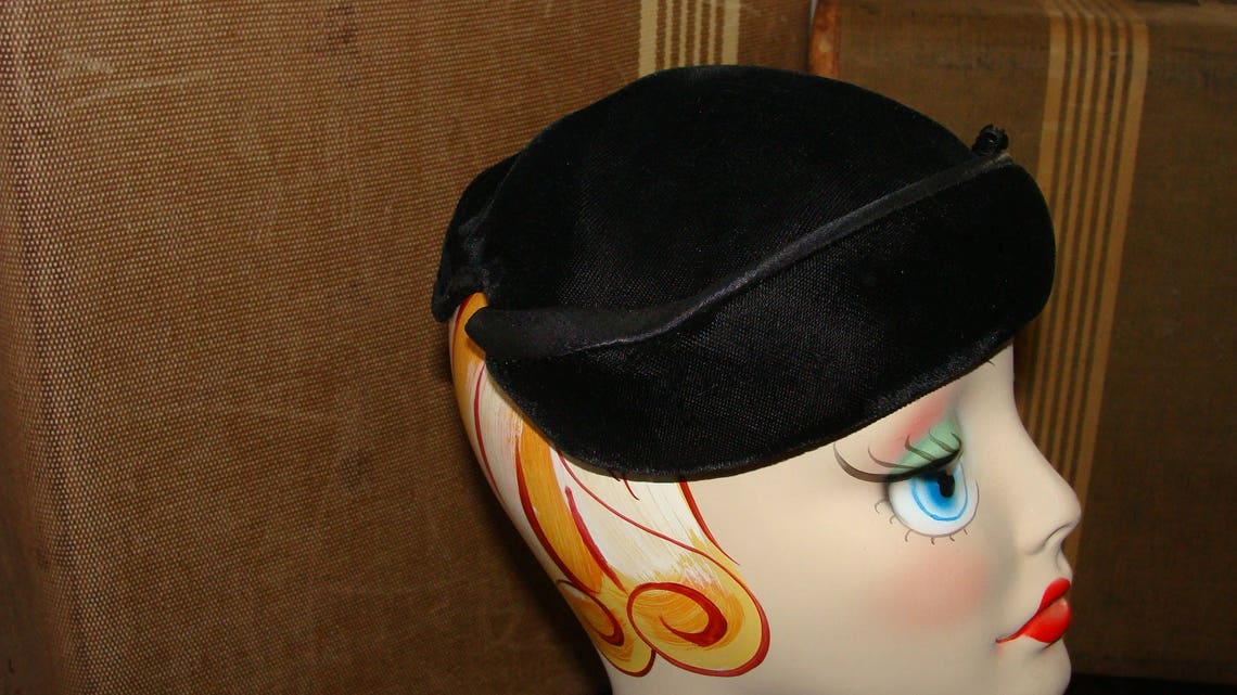 Jazzy 5060's Skull Cap Black Velvet Beatnik Noir Etsy Canada