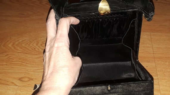Vintage Mid Century Modern Black Velvet Handbag T… - image 4