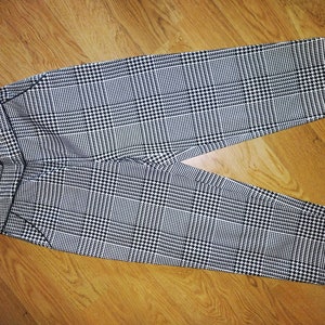 Sample Small Capri Poly Velvet Textured Herringbone Plaid Black & White Cropped Trouser Ladies Pant 1950 Clam Digger Viva Vegas Summer