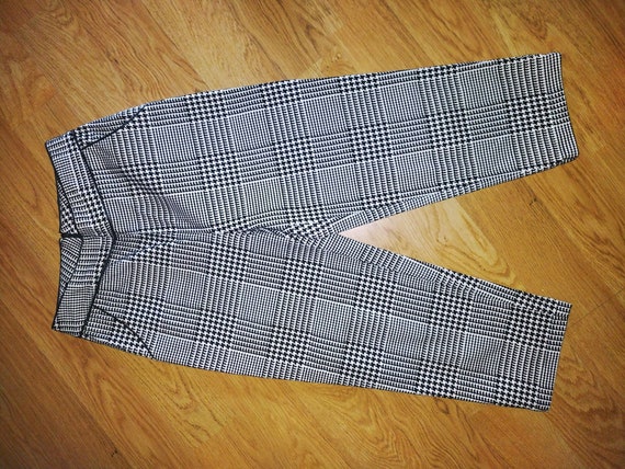 Sample Small Capri Poly Velvet Textured Herringbo… - image 1