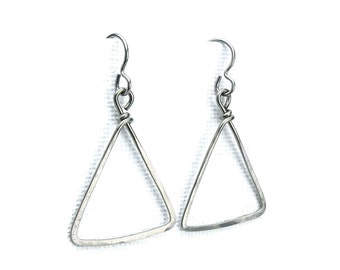 Triangle Niobium Earrings, Geometric Hammered Niobium Hypoallergenic Earrings for Sensitive Ears, Niobium or Titanium Earings