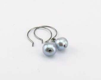 Gray Pearl Earrings, Niobium Earrings, Grey Freshwater Pearls Titanium Earrings, Hypoallergenic Hoop Nickel Free Earrings for Sensitive Ears