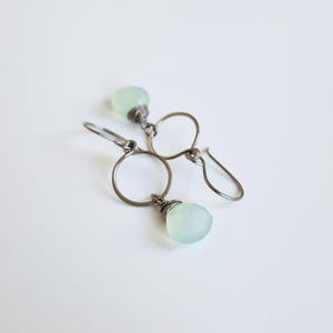 Green Chalcedony Dangle Hoop Titanium Earrings, Niobium Wire Wrapped Seafoam Green Gemstone Earrings for Sensitive Ears, Hypoallergenic