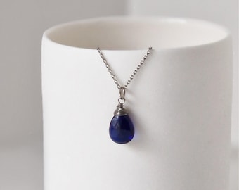 Sapphire Blue Quartz Titanium Necklace, Niobium Wire Wrapped Kyanite Blue Gemstone Necklace for Sensitive Skin, Hypoallergenic Nickel Free