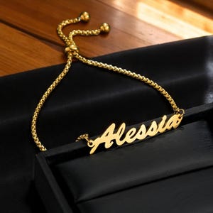 Pulsera personalizada Atoztide con 1 o 2 nombres, de acero inoxidable, con dijes, cadena elástica con letras, para mujer, regalo de joyería