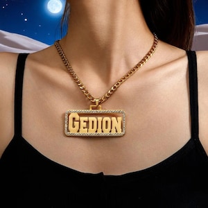 Collar con colgante de nombre personalizado de acero inoxidable, placa de identificación personalizada de 7 cm para hombres y mujeres, joyería de fiesta, regalos, novedad de 365