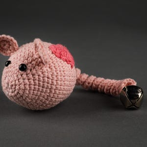 Amigurumi Cat Kicker Mouse with Bell