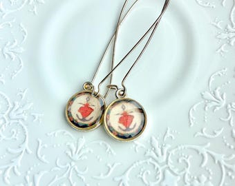 Chile Grafiti Heart Anchor - Sterling Silver Photograph Earrings