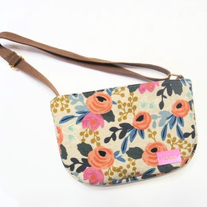 Kid purse, Little Girl purse with personalized name tag-Kids Purse -Kids cross body bag - Rosa floral