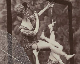 Muñecas posicionadas "Sur Le TRAPÈZE" SIN USAR para artista acrobático firmadas por Consuelo Fould (1862-1927) Postal antigua