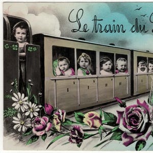 Carte postale française ancienne des années 1910 Le train du bonheur plusieurs bébés