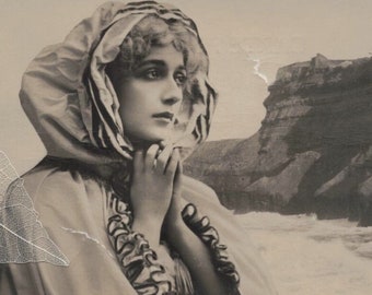 Carte postale surréaliste antique LINA CAVALIERI d'avant 1905 (veuillez consulter l'état)