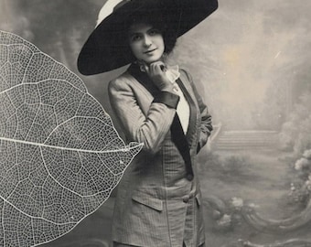UNUSED 1910s Elegant Woman in EDWARDIAN Fashion Private Issue Bordeaux FRANCE Photographer
