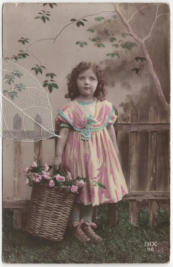 Sortie de Pension de jeune fille en 1900 - Les Lycées de Jeunes Filles Sortie de Pension de jeune fille en 1900 - Les Lycées de Jeunes Filles