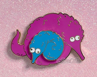 Mama Worm On A String Pin - Hard Enamel Pin Momma