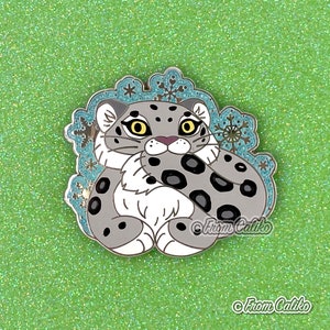 Snow Leopard Hard Enamel Pin - Chonky Snow Leopard