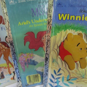 Set van drie Walt Disney beetje gouden boeken - Bambi, kleine zeemeermin en Winnie de Poeh