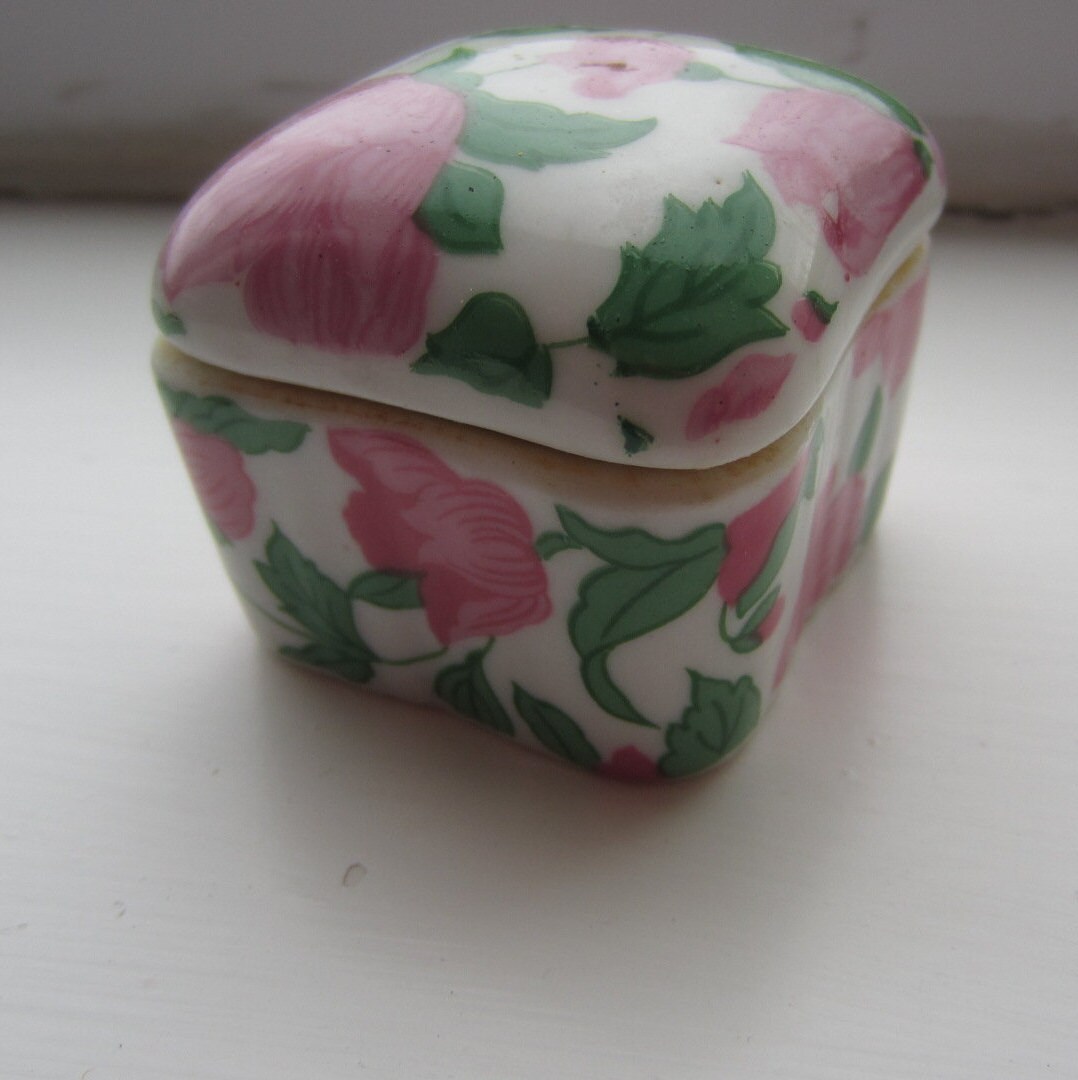 Oldtimer Ceramic Square Kleines Schmuckkästchen Ring Holder Pink Flowers