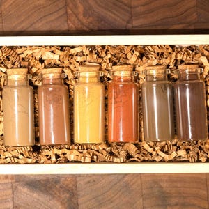Burnt & Raw Ochres Set  |  6 Natural Earth Pigments in Paintable Gift Box