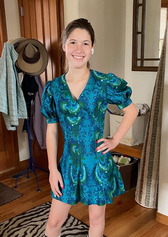 jim thompson silk dress This season, it's all about embracing beautiful dress silhouettes and exquisite sleeves. Dive into our collection of silk dresses at www. jimthompson.com #JimThompson #BeyondSilk