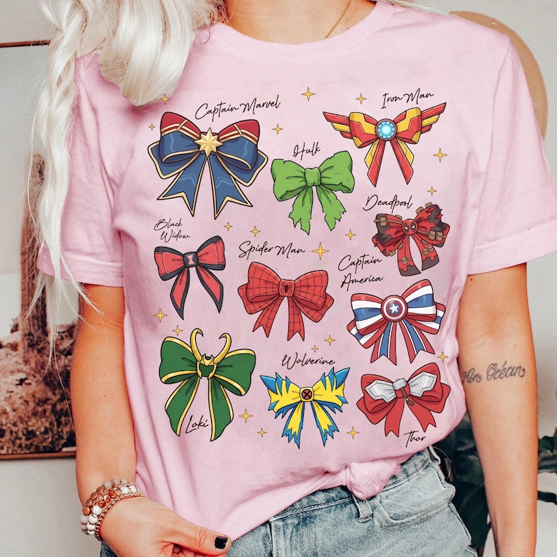 スーパーヒーローにインスパイアされたコケットボウシャツ、スーパーヒーローコケットシャツ、マーベルスーパーヒーローコケットTシャツ、ディズニーマーベルファミリーマッチングシャツ 画像 3