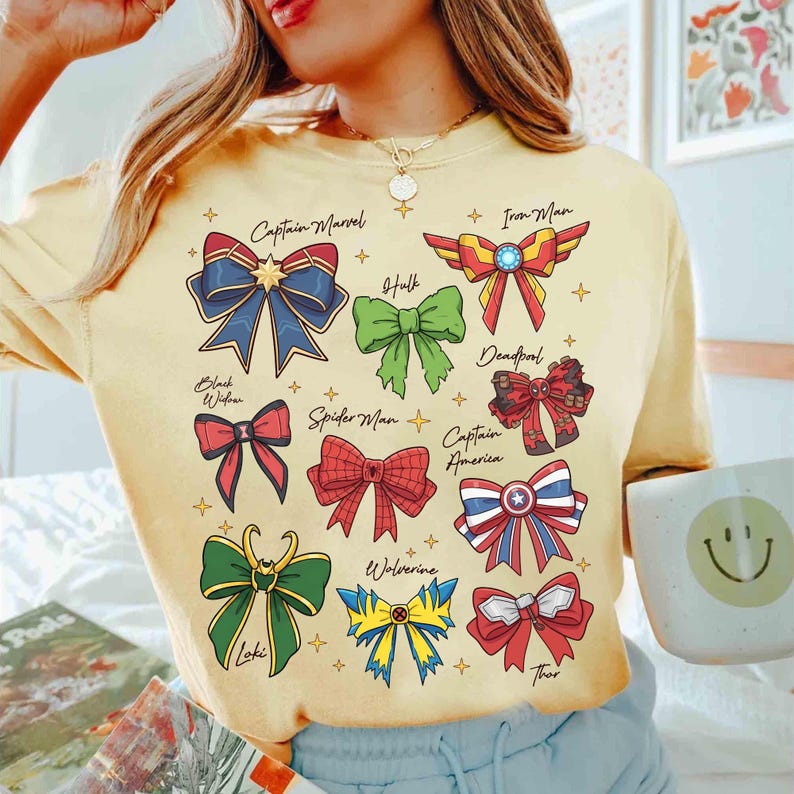 スーパーヒーローにインスパイアされたコケットボウシャツ、スーパーヒーローコケットシャツ、マーベルスーパーヒーローコケットTシャツ、ディズニーマーベルファミリーマッチングシャツ 画像 6