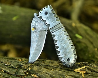 Handmade Damascus Steel Folding Knife | Collectible Pocket Knife.