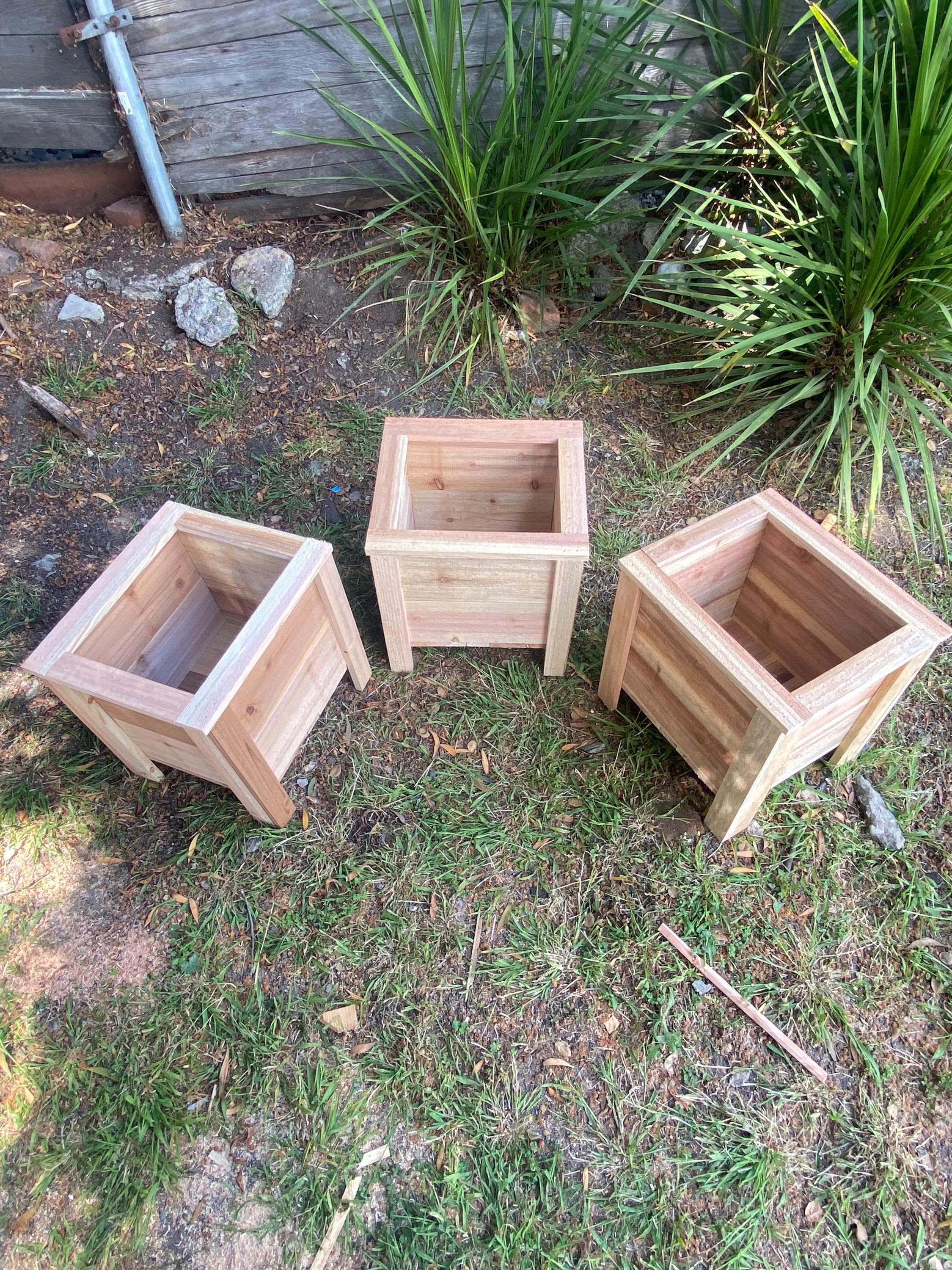 DIY Cedar Planter Box Plans: Step-by-step Woodworking (PDF Download) - Etsy