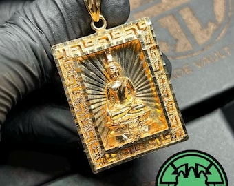 18k Gold Cambodian Thai Buddha Pendant