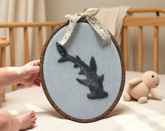 Enfeite de animal marinho de feltro personalizado, decoração de berçário de feltro agulhado, baleia de feltro, tubarão, arte de parede de animal marinho