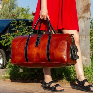 Handmade moroccan leather travel bag, Morocco original leather with traditional tanning, duffle bags leather gift
