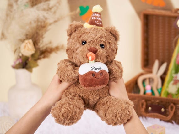 Ours En Peluche 30 Cm Avec Gâteau Et Chapeau D’Anniversaire – Nounours Doux En Coton PP Pour Cadeau Enfant Fille Garçon