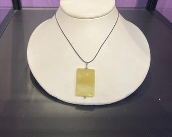 Jade, cuero sintético, collar, cristales, ajustable