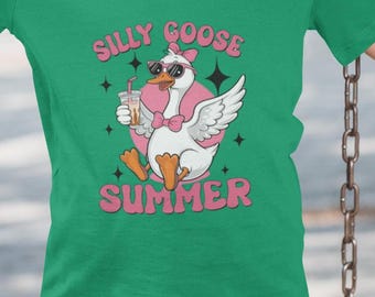 Silly Goose T-Shirt: Funny Cottagecore Summer Vacation Tee