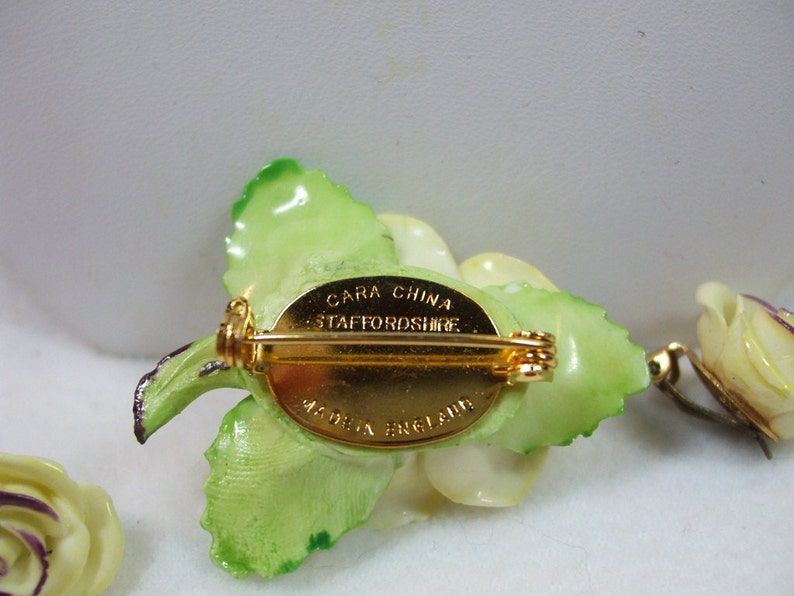 Vintage Staffordshire china yellow rose vintage brooch and clip on earrings