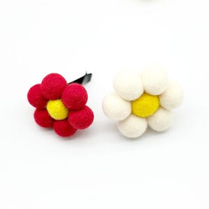Car Charm Stylish & Functional Car Accessory | Car vent clip Accessory Daisy Flower Diffuser| Essential Oil Car Diffuser| Car Air Freshener