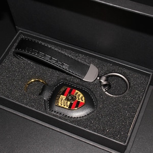 Porsche Crest Keyring Key Chain Leather Exquisite Set Gift Box FAST SHIPPING