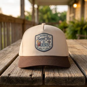 Écussons gravés personnalisés : Choisissez le motif de votre chapeau et de votre écusson.