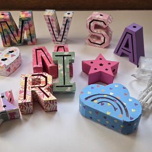 Ghirlanda di lettere personalizzabile, decorazione per camera da letto, decorazione con nome per bambini, regalo personalizzato