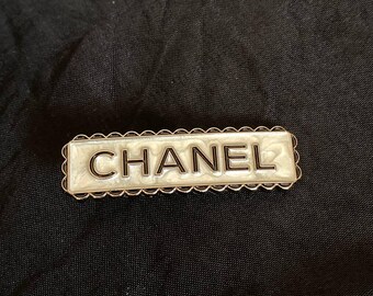 Authentic Chanel Barette Chanel Vintage Logo Embossed Gold Hair Clip Barrette | eBay main image 3