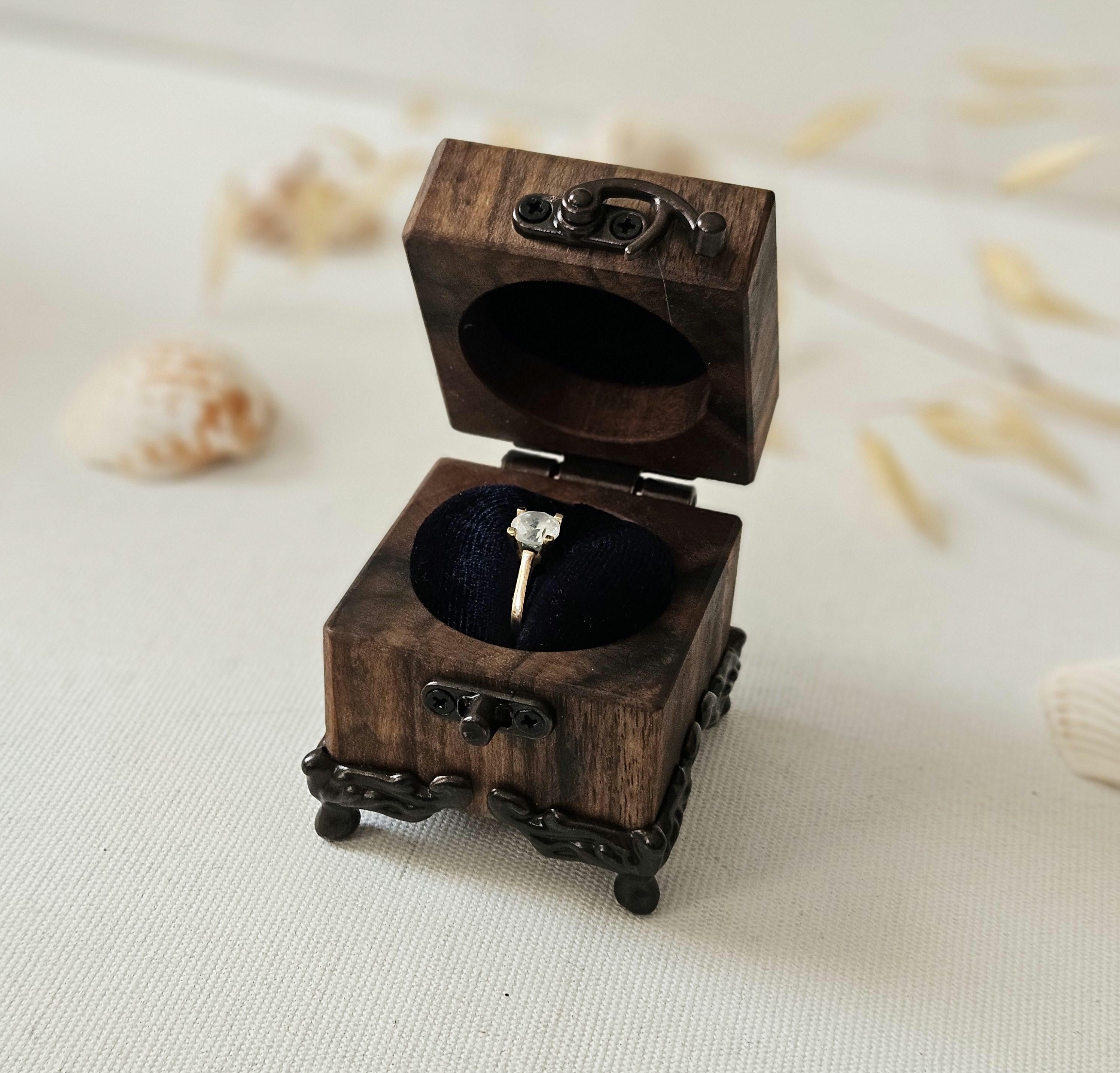 Antique ring box - Etsy 日本
