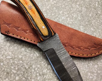 Damascus Steel Hunting Knife