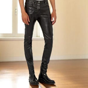 Men&#39;s Real Leather Trouser Biker Motorcycle Jean Pant Black Cowhide Leathers Handcrafted Men Leather Pants made up of Real Lambskin Leather