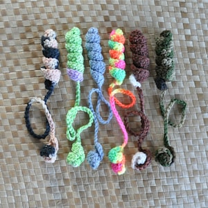 PDF The Curly-Q Bookmark Crochet Pattern Great for Fundraisers