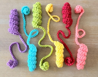 Curly-Q Crochet Bookmark Pattern (PDF Download)